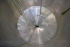 Used Tank, 25 Gallon, 304 Stainless Steel, Vertical. Approximate 18