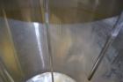 Used- Tank, 25 Gallon, 304 Stainless Steel, Vertical. Approximate 18