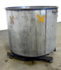 Used Tank, 400 Gallons, 301 Stainless Steel, Vertical. Approximate 54