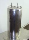 Used 10.5 Gallon Stainless Steel DeJong Gorredijk Pressure Tank