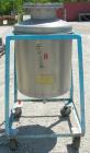 Used- O.G. Kelley Co. Pressure Tank, 55 gallon, 304 stainless steel, vertical. 24'' diameter x 27'' straight side, dished to...