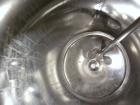 Used Packo Inox Pressure Tank, 52.8 gallon (200 liter), 316 stainless steel, vertical. Approximate 20’’ diameter x 34’’ straight side. Flat bolt on top, dished bottom. Internal rated –14.5 psi/50 psi...