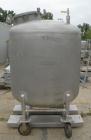 Used Mueller Tank, 275 Gallon, Model F, 316 Stainless Steel, Vertical. 46’’ diameter x 36’’ straight side, dish top and bottom. Internal rated to 15 psi. Openings: top (2) 2’’ NPT, 18’’ manway, no co...