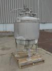 Used Paul Mueller Pressure Tank, 100 Gallon, 304 Stainless Steel, Vertical.
