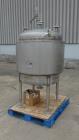 Used Paul Mueller Pressure Tank, 100 Gallon, 304 Stainless Steel, Vertical.