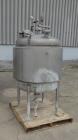 Used Paul Mueller Pressure Tank, 100 Gallon, 304 Stainless Steel, Vertical.