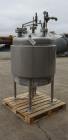 Used Paul Mueller Tank, 100 Gallon, 304 Stainless Steel, Vertical.