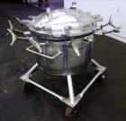 Used Precision Stainless Pressure Tank, 26.4 Gallons (100 Liters), 316L Stainless Steel, Vertical. 23-5/8