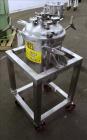 Used Precision Stainless Pressure Tank, 25 Liter (6 Gallon), 316L Stainless Steel, Vertical. 12