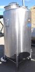 Used- Stainless Steel Tank, Approximate 400 Gallon, Vertical.