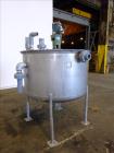 Used Tri-Canada Mix Tank, 300 Gallon, Model Paint Tank, 304 Stainless Steel, Ve