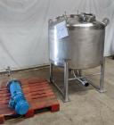 Stainless Steel 300 Gallon Agitated Tank