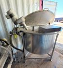 Used 200 Gallon Stainless Steel Vertical Mix Tank – Propeller Agitated, Leg Moun