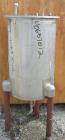 Used United Utensils Tank, 30 Gallon, model VT-30, 304 stainless steel, vertical. 18