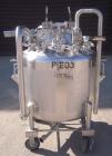 Used Walker Stainless Pressure Tank, 52.8 gallon (200 liter), 316L stainless steel, vertical. 30'' diameter x 18'' straight side, dished top and bottom. Polished Internal rated full vacuum and 35 psi...