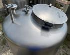 Used Walker 135 Gallon Stainless Steel Tank, Model SB-V-52, 304 Stainless Steel, Vertical. Approximate 36