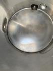 Used Walker 135 Gallon Stainless Steel Tank, Model SB-V-52, 304 Stainless Steel, Vertical. Approximate 36