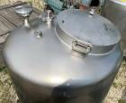 Used- Walker 135 Gallon Stainless Steel Tank, Model SB-V-52, 304 Stainless Steel, Vertical. Approximate 36