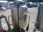 Used Walker Stainless Pressure Tank, 150 gallon, 316 L stainless steel, vertical. 34'' diameter x 39'' straight side, dished top and bottom. Internal rated FV/120 psi at 300 deg F. Openings: top 18''...