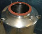 Used Walker Stainless Pressure Tank, 120 Gallon, 304 Stainless Steel, Vertical. 30