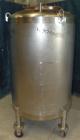 Used Walker Stainless Pressure Tank, 105 Gallon (400 Liter), 316 Stainless Steel, Vertical. 31-1/4