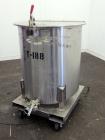 Used Water Cooling Corporation Tank, 100 Gallons, 304 Stainless Steel, Vertical. Approximately 31