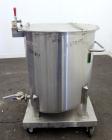 Used Water Cooling Corporation Tank, 100 Gallons, 304 Stainless Steel, Vertical. Approximately 31
