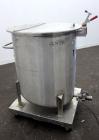 Used Water Cooling Corporation Tank, 100 Gallons, 304 Stainless Steel, Vertical. Approximately 31