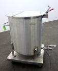Used Water Cooling Corporation Tank, 100 Gallons, 304 Stainless Steel, Vertical. Approximately 31