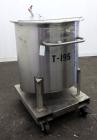 Used Water Cooling Corporation Tank, 100 Gallons, 304 Stainless Steel, Vertical. Approximately 31