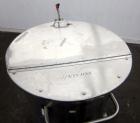 Used Water Cooling Corporation Tank, 100 Gallons, 304 Stainless Steel, Vertical. Approximately 31