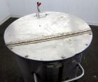 Used Water Cooling Corporation Tank, 100 Gallons, 304 Stainless Steel, Vertical. Approximately 31