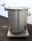 Used Water Cooling Corporation Tank, 100 Gallons, 304 Stainless Steel, Vertical. Approximately 31