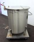 Used Water Cooling Corporation Tank, 100 Gallons, 304 Stainless Steel, Vertical. Approximately 31