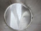 Used Water Cooling Corporation Tank, 100 Gallons, 304 Stainless Steel, Vertical. Approximately 31