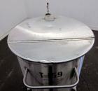 Used Water Cooling Corporation Tank, 100 Gallon, 304 Stainless Steel, Vertical. Approximately 31