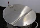 Used- Water Cooling Corporation Tank, 100 Gallon, 304 Stainless Steel, Vertical. Approximately 31