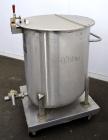 Used Water Cooling Corporation Tank, 100 Gallon, 304 Stainless Steel, Vertical. Approximately 31