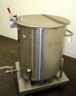 Used Water Cooling Corporation Tank, 100 Gallon, 304 Stainless Steel, Vertical. Approximately 31