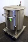 Used Water Cooling Corporation Tank, 100 Gallon, 304 Stainless Steel, Vertical. Approximately 31