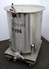 Used Water Cooling Corporation Tank, 100 Gallon, 304 Stainless Steel, Vertical. Approximately 31