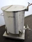 Used Water Cooling Corporation Tank, 100 Gallon, 304 Stainless Steel, Vertical. Approximately 31