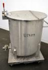 Used Water Cooling Corporation Tank, 100 Gallon, 304 Stainless Steel, Vertical. Approximately 31