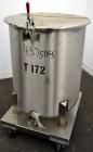 Used Water Cooling Corporation Tank, 100 Gallon, 304 Stainless Steel, Vertical. Approximately 31