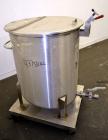 Used Water Cooling Corporation Tank, 100 Gallon, 304 Stainless Steel, Vertical. Approximately 31