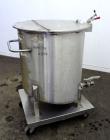 Used Water Cooling Corporation Tank, 100 Gallon, 304 Stainless Steel, Vertical. Approximately 31