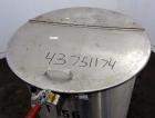 Used Water Cooling Corporation Tank, 100 Gallon, 304 Stainless Steel, Vertical. Approximately 31