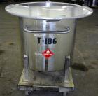 Used Water Cooling Corporation Tank, 100 Gallon, 304 Stainless Steel, Vertical. Approximately 31