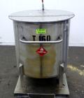Used Water Cooling Corporation Tank, 100 Gallon, 304 Stainless Steel, Vertical. Approximately 31
