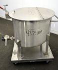 Used Water Cooling Corporation Tank, 60 Gallon, 304 Stainless Steel, Vertical. Approximately 30-1/2